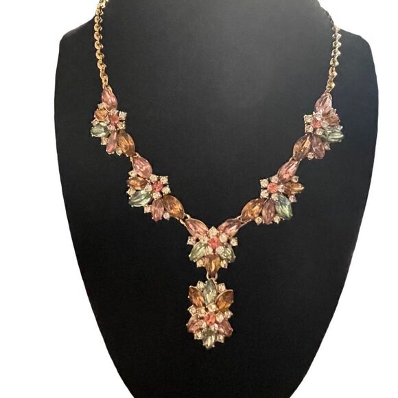 NWOT Charter Club multi colour cluster crystal lariat necklace - Picture 1 of 7